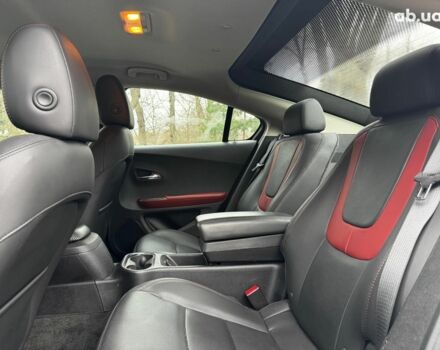 Белый Шевроле Вольт, объемом двигателя 1.4 л и пробегом 171 тыс. км за 10690 $, фото 12 на Automoto.ua