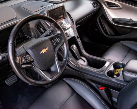 Шевроле Вольт 2014 в Виннице на Automoto.ua Белый Шевроле Вольт, объемом двигателя 1.4 л и пробегом 86 тыс. км за 6400 $, фото 9 на Automoto.ua