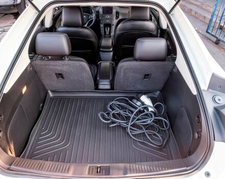 Шевроле Вольт 2014 в Виннице на Automoto.ua Белый Шевроле Вольт, объемом двигателя 1.4 л и пробегом 86 тыс. км за 6400 $, фото 11 на Automoto.ua