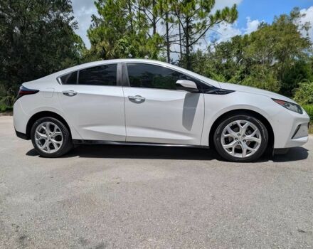 Белый Шевроле Вольт, объемом двигателя 1.5 л и пробегом 44 тыс. км за 12300 $, фото 6 на Automoto.ua