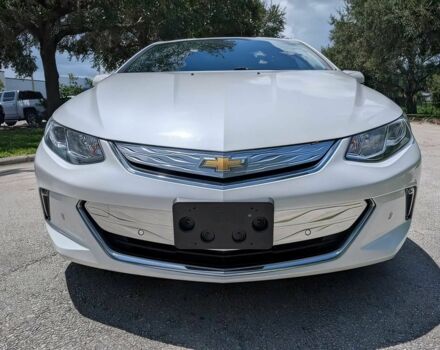 Белый Шевроле Вольт, объемом двигателя 1.5 л и пробегом 44 тыс. км за 12300 $, фото 1 на Automoto.ua