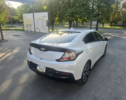 Белый Шевроле Вольт, объемом двигателя 1.5 л и пробегом 83 тыс. км за 18000 $, фото 2 на Automoto.ua