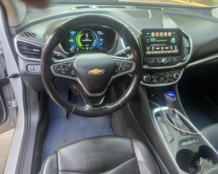 Белый Шевроле Вольт, объемом двигателя 1.5 л и пробегом 83 тыс. км за 18000 $, фото 5 на Automoto.ua