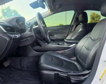 Белый Шевроле Вольт, объемом двигателя 1.5 л и пробегом 110 тыс. км за 7950 $, фото 4 на Automoto.ua