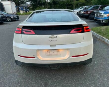 Белый Шевроле Вольт, объемом двигателя 1.4 л и пробегом 81 тыс. км за 1900 $, фото 5 на Automoto.ua