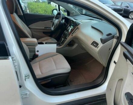 Белый Шевроле Вольт, объемом двигателя 1.4 л и пробегом 81 тыс. км за 1900 $, фото 8 на Automoto.ua