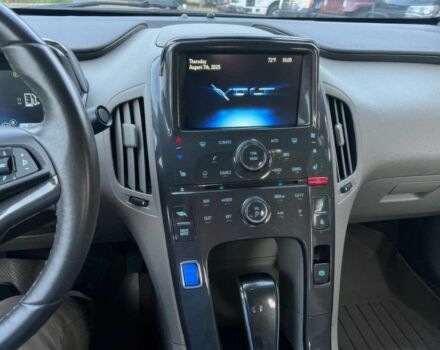 Білий Шевроле Вольт, об'ємом двигуна 1.4 л та пробігом 88 тис. км за 10000 $, фото 9 на Automoto.ua