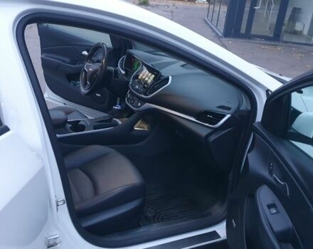 Білий Шевроле Вольт, об'ємом двигуна 1.5 л та пробігом 93 тис. км за 15300 $, фото 9 на Automoto.ua