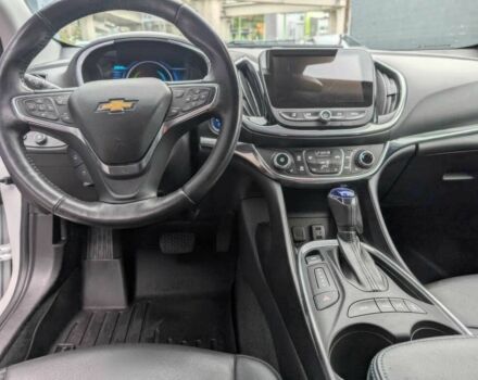 Белый Шевроле Вольт, объемом двигателя 1.5 л и пробегом 62 тыс. км за 3800 $, фото 6 на Automoto.ua