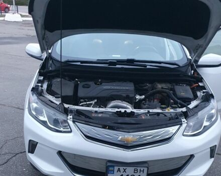 Білий Шевроле Вольт, об'ємом двигуна 1.5 л та пробігом 93 тис. км за 15300 $, фото 4 на Automoto.ua