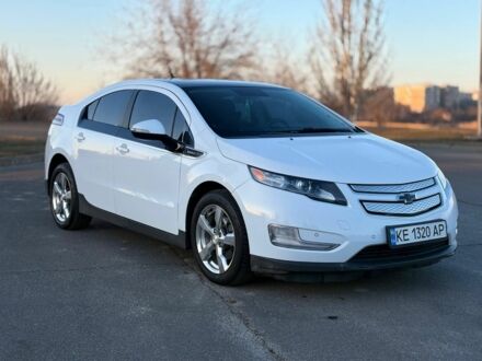 Белый Шевроле Вольт, объемом двигателя 1.4 л и пробегом 260 тыс. км за 9999 $, фото 1 на Automoto.ua