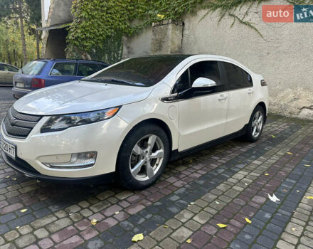 Шевроле Вольт 2011 в Черновцах на Automoto.ua Белый Шевроле Вольт, объемом двигателя 1.4 л и пробегом 261 тыс. км за 9000 $, фото 1 на Automoto.ua