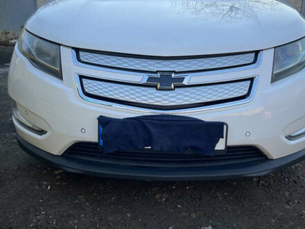 Белый Шевроле Вольт, объемом двигателя 1.4 л и пробегом 164 тыс. км за 7500 $, фото 1 на Automoto.ua