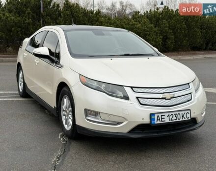 Белый Шевроле Вольт, объемом двигателя 1.4 л и пробегом 197 тыс. км за 8000 $, фото 1 на Automoto.ua