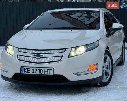 Белый Шевроле Вольт, объемом двигателя 1.4 л и пробегом 140 тыс. км за 8800 $, фото 1 на Automoto.ua