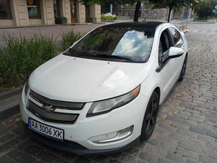 Білий Шевроле Вольт, об'ємом двигуна 1.4 л та пробігом 250 тис. км за 7500 $, фото 1 на Automoto.ua