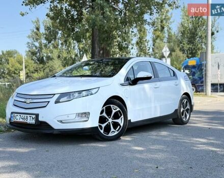 Белый Шевроле Вольт, объемом двигателя 1.4 л и пробегом 165 тыс. км за 8800 $, фото 1 на Automoto.ua