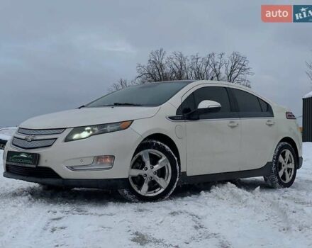 Белый Шевроле Вольт, объемом двигателя 1.4 л и пробегом 232 тыс. км за 9490 $, фото 1 на Automoto.ua