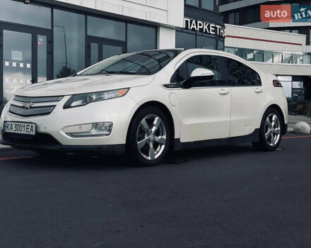 Шевроле Вольт 2012 в Киеве на Automoto.ua Белый Шевроле Вольт, объемом двигателя 1.4 л и пробегом 176 тыс. км за 8500 $, фото 1 на Automoto.ua