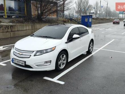 Белый Шевроле Вольт, объемом двигателя 1.4 л и пробегом 240 тыс. км за 10000 $, фото 1 на Automoto.ua