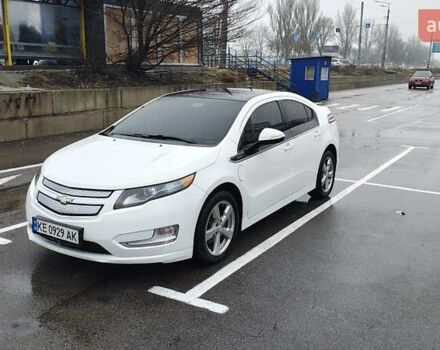 Белый Шевроле Вольт, объемом двигателя 1.4 л и пробегом 240 тыс. км за 10000 $, фото 1 на Automoto.ua