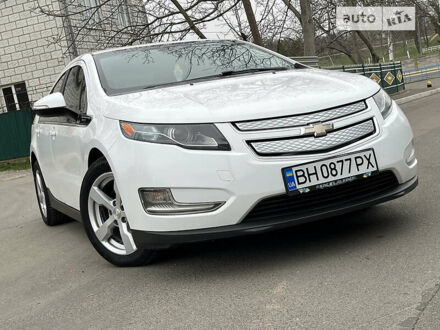 Шевроле Вольт 2012 в Измаиле на Automoto.ua Белый Шевроле Вольт, объемом двигателя 1.4 л и пробегом 265 тыс. км за 10999 $, фото 1 на Automoto.ua