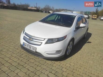 Шевроле Вольт 2013 в Одессе на Automoto.ua Белый Шевроле Вольт, объемом двигателя 1.4 л и пробегом 325 тыс. км за 8200 $, фото 1 на Automoto.ua