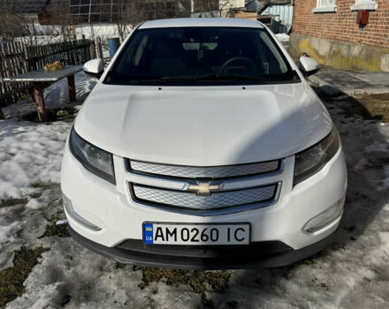 Білий Шевроле Вольт, об'ємом двигуна 1.4 л та пробігом 240 тис. км за 8500 $, фото 1 на Automoto.ua