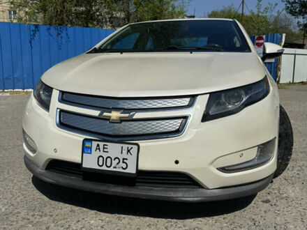 Шевроле Вольт 2013 у Никополе на Automoto.ua Білий Шевроле Вольт, об'ємом двигуна 1.4 л та пробігом 222 тис. км за 10800 $, фото 1 на Automoto.ua