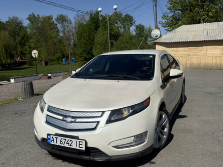 Шевроле Вольт 2013 в Ивано-Франковске на Automoto.ua Белый Шевроле Вольт, объемом двигателя 1.4 л и пробегом 117 тыс. км за 11900 $, фото 1 на Automoto.ua