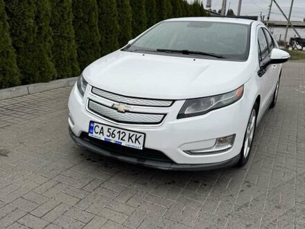 Шевроле Вольт 2014 в Черкассах на Automoto.ua Белый Шевроле Вольт, объемом двигателя 1.4 л и пробегом 130 тыс. км за 10300 $, фото 1 на Automoto.ua