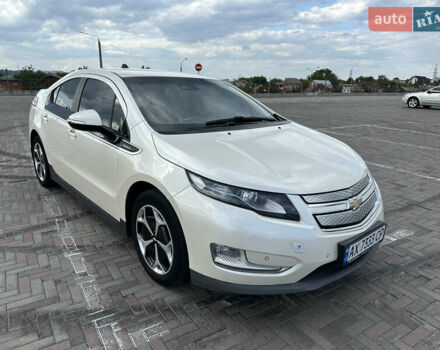 Білий Шевроле Вольт, об'ємом двигуна 1.4 л та пробігом 175 тис. км за 11200 $, фото 1 на Automoto.ua