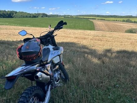 Білий Шевроле Вольт, об'ємом двигуна 1.4 л та пробігом 185 тис. км за 9983 $, фото 1 на Automoto.ua