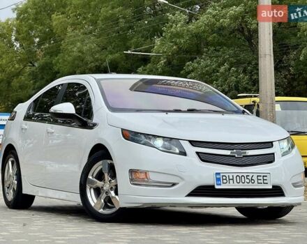 Белый Шевроле Вольт, объемом двигателя 1.4 л и пробегом 85 тыс. км за 9999 $, фото 1 на Automoto.ua