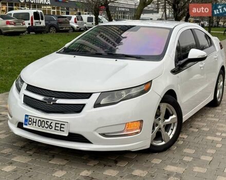 Белый Шевроле Вольт, объемом двигателя 1.4 л и пробегом 85 тыс. км за 9999 $, фото 1 на Automoto.ua