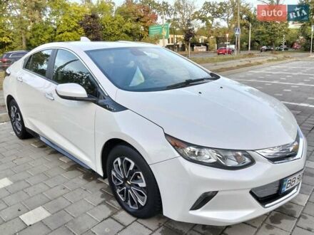 Белый Шевроле Вольт, объемом двигателя 1.5 л и пробегом 160 тыс. км за 14000 $, фото 1 на Automoto.ua