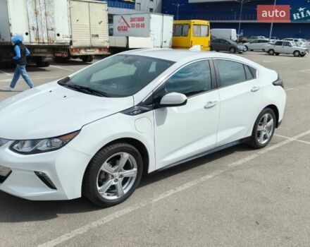 Белый Шевроле Вольт, объемом двигателя 1.5 л и пробегом 124 тыс. км за 13900 $, фото 1 на Automoto.ua