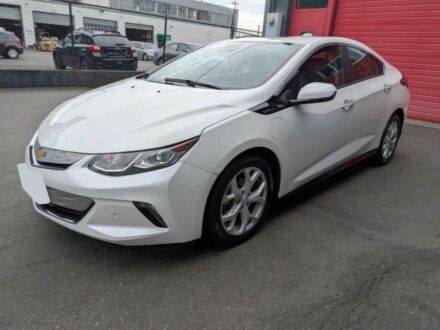 Белый Шевроле Вольт, объемом двигателя 0 л и пробегом 59 тыс. км за 12000 $, фото 1 на Automoto.ua