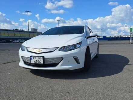 Шевроле Вольт 2017 у Харкові на Automoto.ua Білий Шевроле Вольт, об'ємом двигуна 1.5 л та пробігом 142 тис. км за 16500 $, фото 1 на Automoto.ua