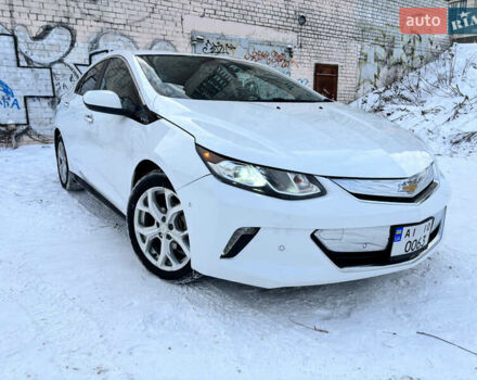 Белый Шевроле Вольт, объемом двигателя 1.49 л и пробегом 139 тыс. км за 14700 $, фото 1 на Automoto.ua