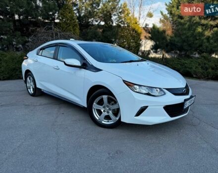 Белый Шевроле Вольт, объемом двигателя 1.4 л и пробегом 112 тыс. км за 15900 $, фото 1 на Automoto.ua