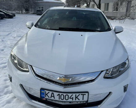 Белый Шевроле Вольт, объемом двигателя 1.49 л и пробегом 125 тыс. км за 16000 $, фото 1 на Automoto.ua