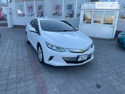 Шевроле Вольт 2018 в Одессе на Automoto.ua Белый Шевроле Вольт, объемом двигателя 1.5 л и пробегом 98 тыс. км за 19499 $, фото 1 на Automoto.ua