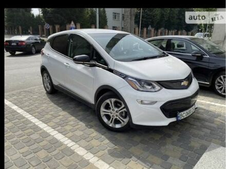 Белый Шевроле Вольт, объемом двигателя 0 л и пробегом 65 тыс. км за 14300 $, фото 1 на Automoto.ua