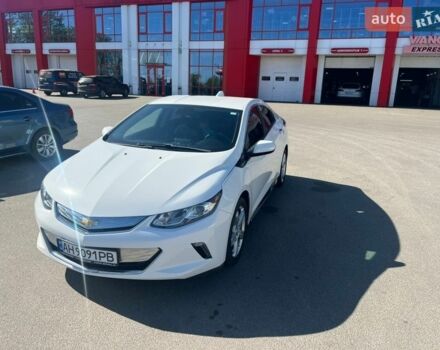 Белый Шевроле Вольт, объемом двигателя 1.49 л и пробегом 120 тыс. км за 14500 $, фото 1 на Automoto.ua