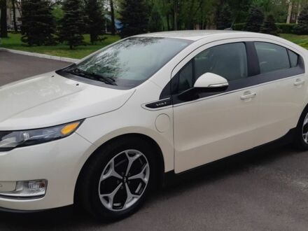 Бежевый Шевроле Вольт, объемом двигателя 0 л и пробегом 129 тыс. км за 13900 $, фото 1 на Automoto.ua