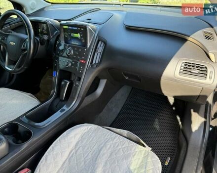 Черный Шевроле Вольт, объемом двигателя 0 л и пробегом 256 тыс. км за 8700 $, фото 61 на Automoto.ua