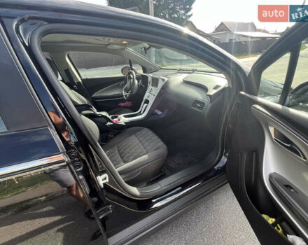 Черный Шевроле Вольт, объемом двигателя 1.4 л и пробегом 124 тыс. км за 8900 $, фото 6 на Automoto.ua