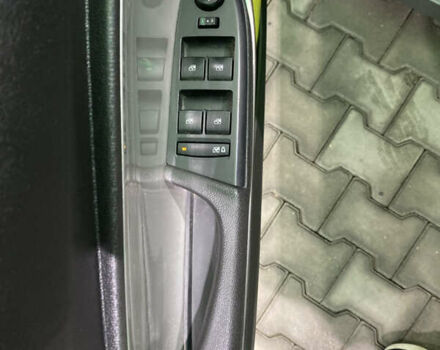 Черный Шевроле Вольт, объемом двигателя 1.4 л и пробегом 199 тыс. км за 10600 $, фото 16 на Automoto.ua