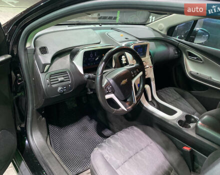 Черный Шевроле Вольт, объемом двигателя 1.4 л и пробегом 199 тыс. км за 10600 $, фото 11 на Automoto.ua